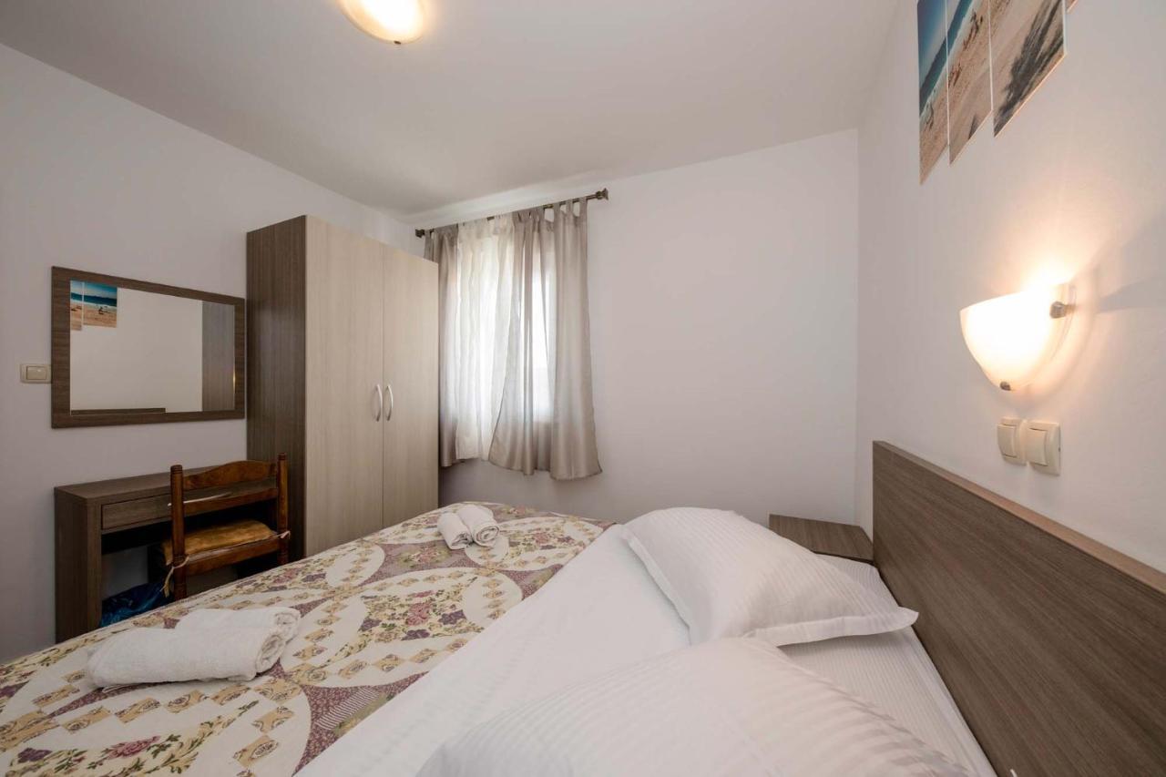 Paradise Apartments Лопар Екстериор снимка